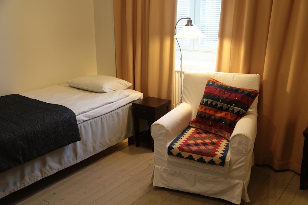 Hotelli Ville Apartment Tampere Exterior photo